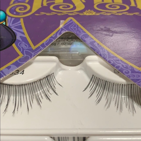 Disney Jasmine Ardell false eyelashes set - Picture 5 of 5